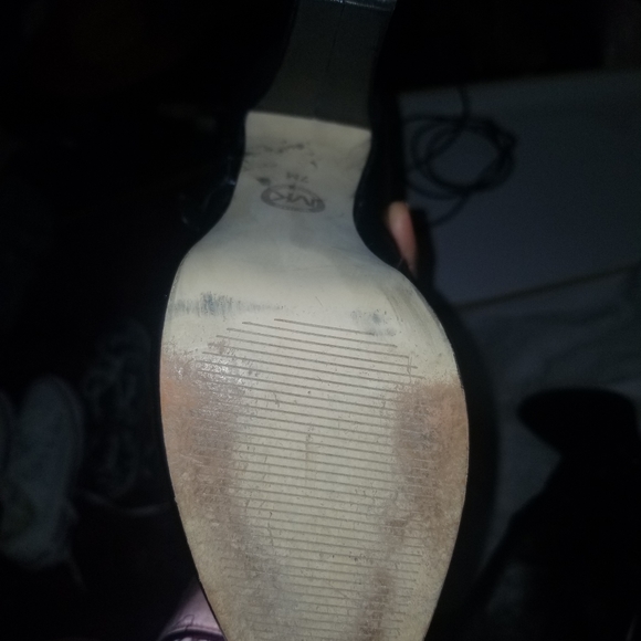 Knee high boot - Picture 5 of 11